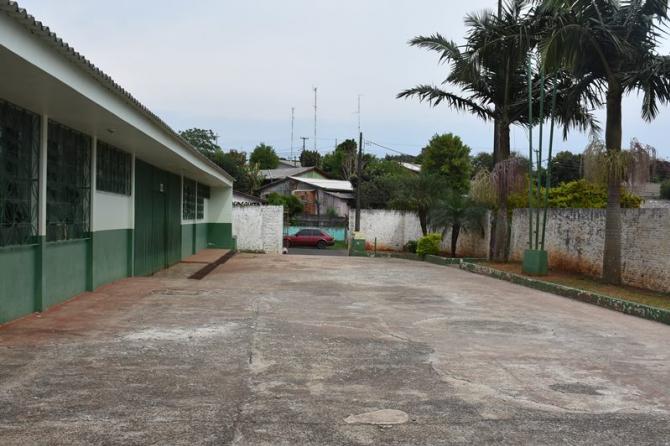 Valmir Sete reforça pedido de reforma na Escola Teotônio Vilela
